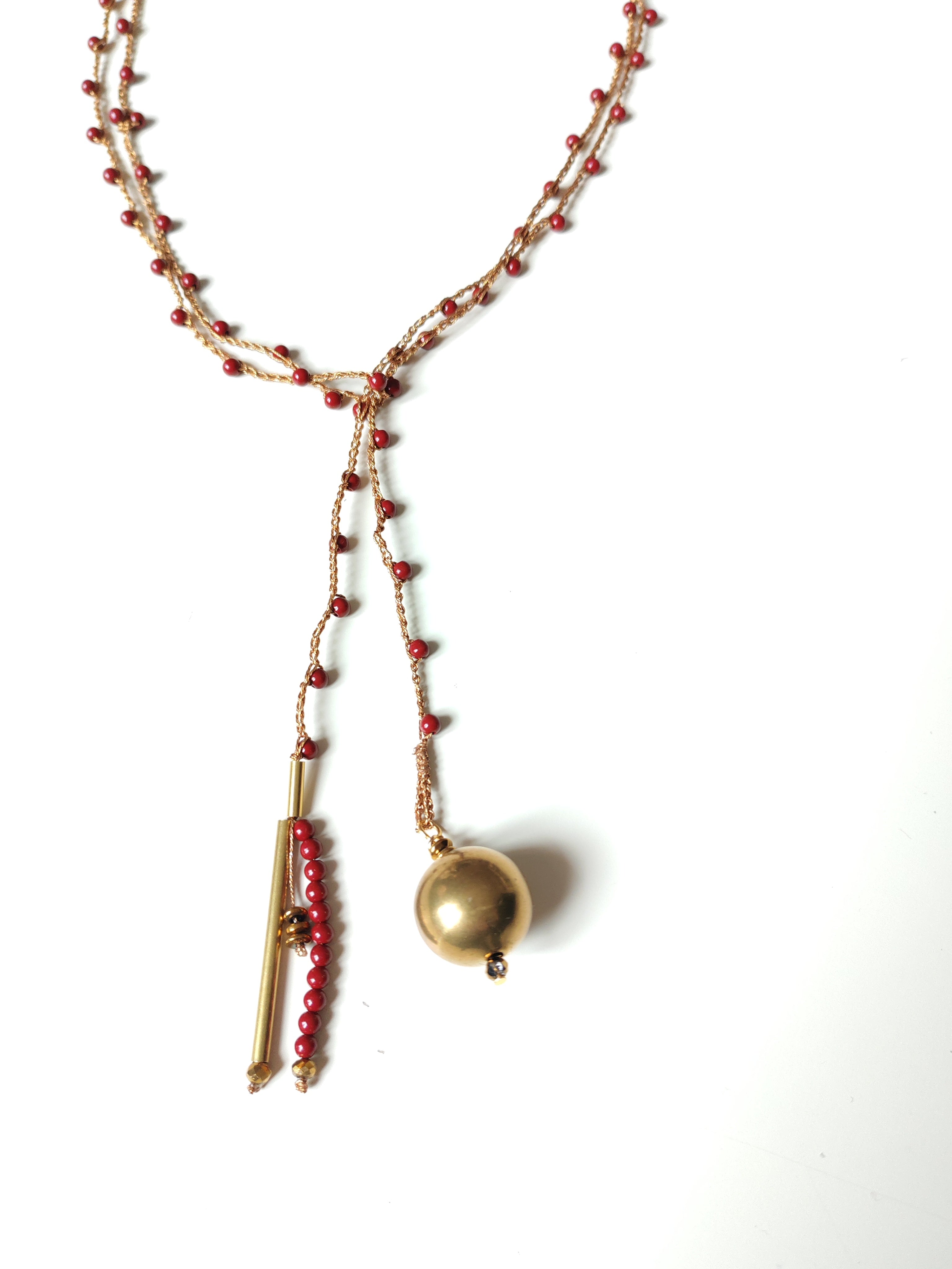 Collana amaranto e ottone