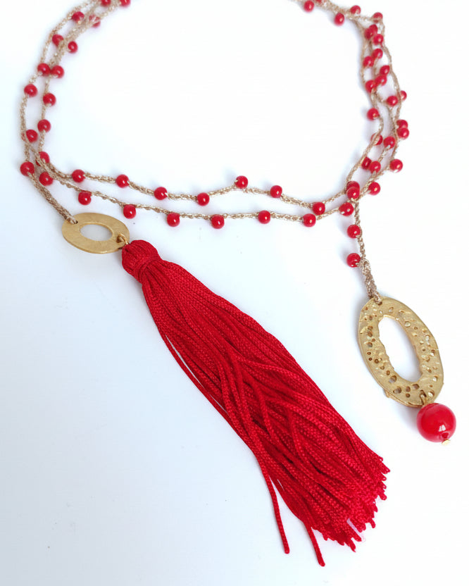 Collana rossa con nappa