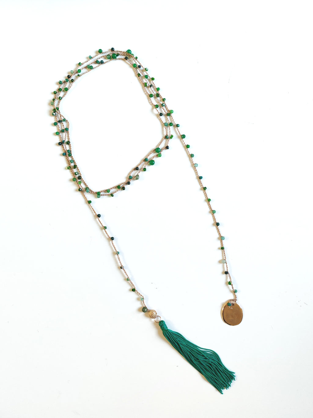 Collana verde con nappa