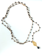 Collana cuore sacro pietre nere