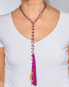 Collana fucsia con nappa