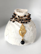 Collana cuore sacro pietre nere