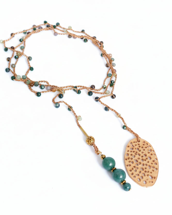 Collana agata muschiata con ciondolo