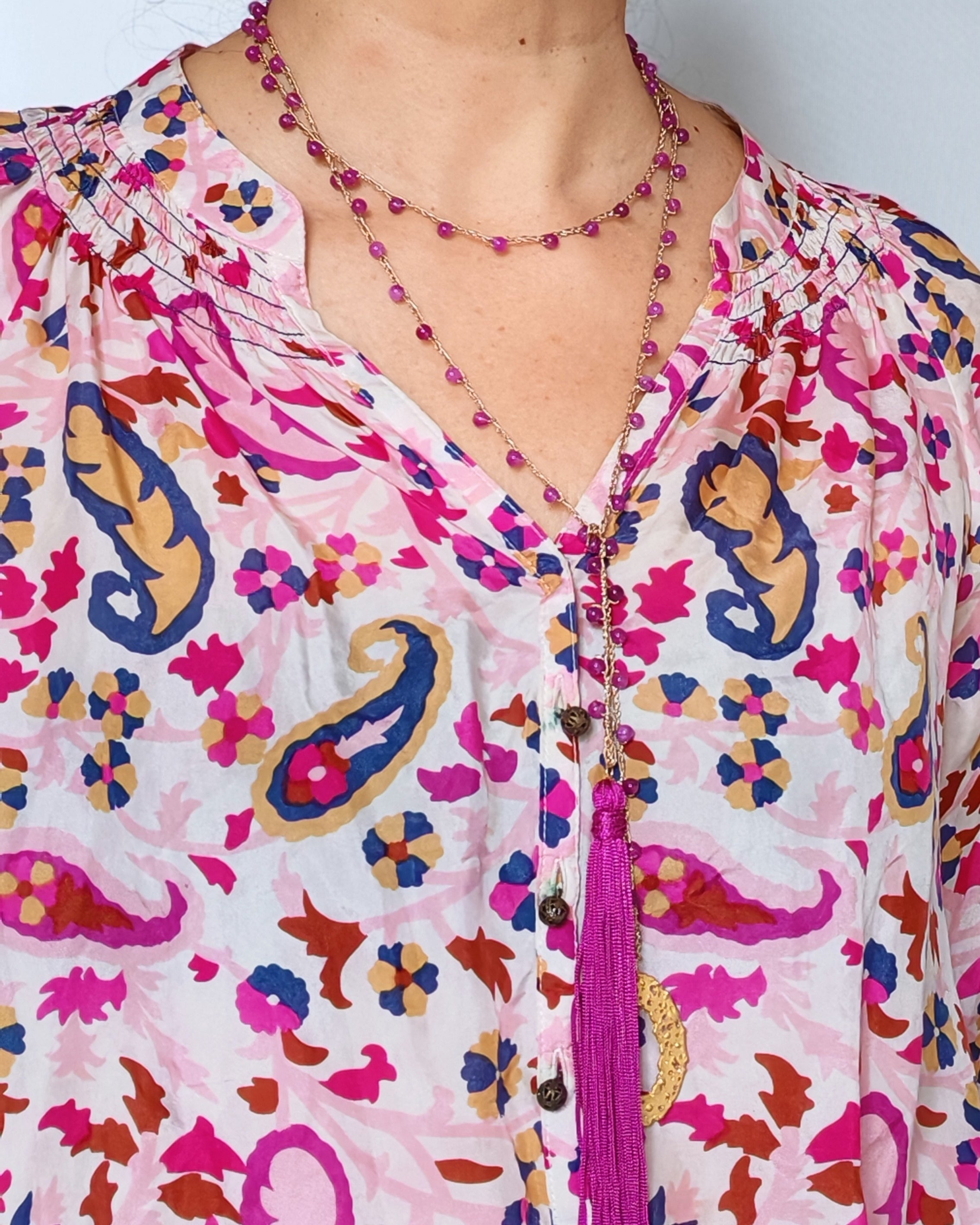 Collana fucsia con nappa