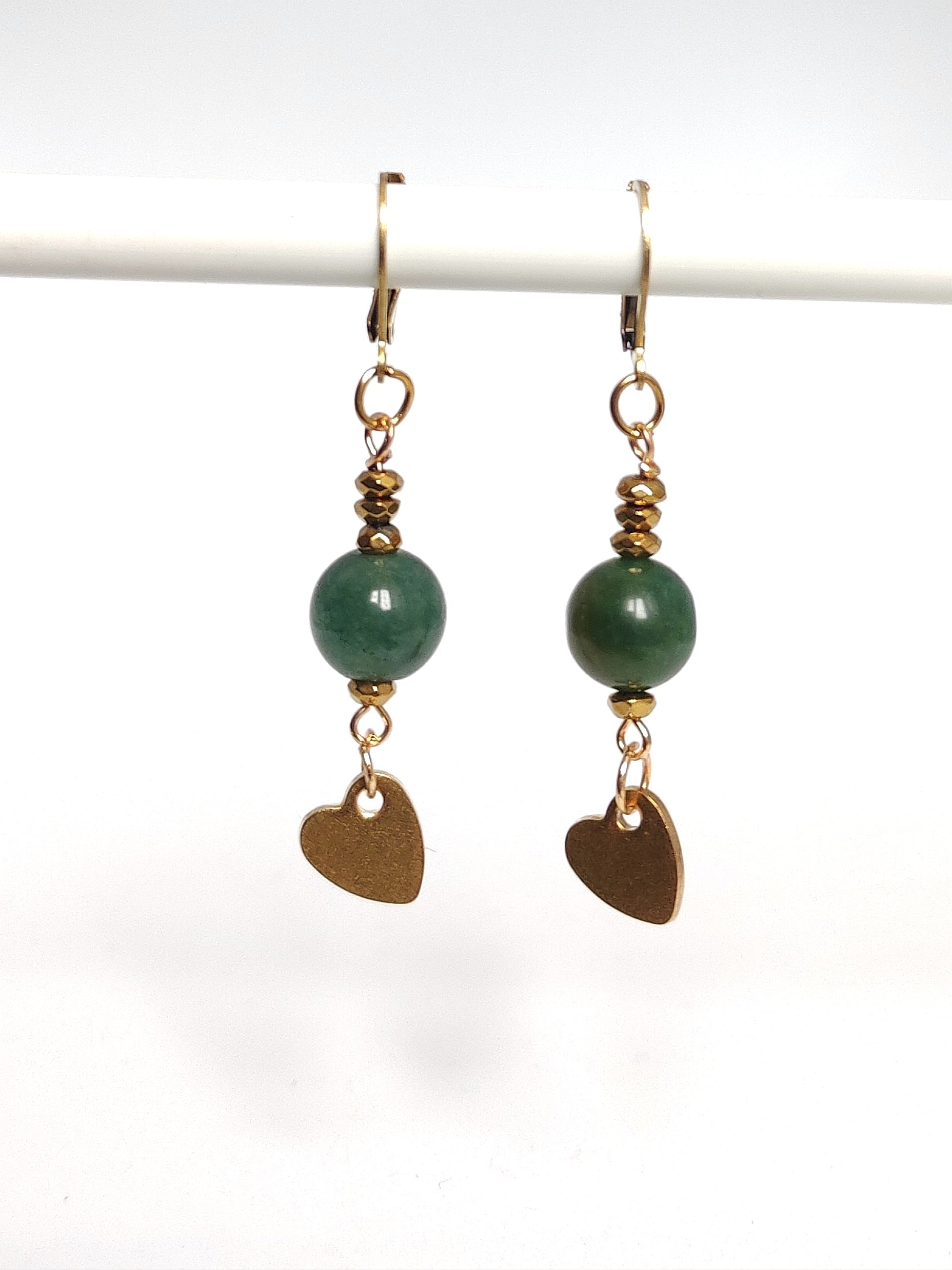 Orecchini pietra verde e cuore